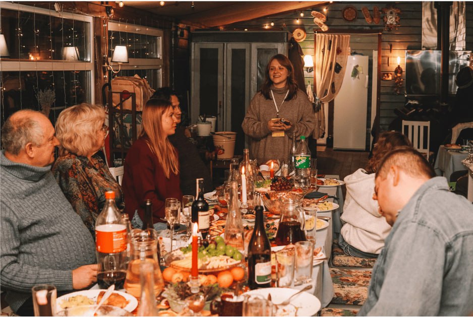 photo_5199894559008608944_y